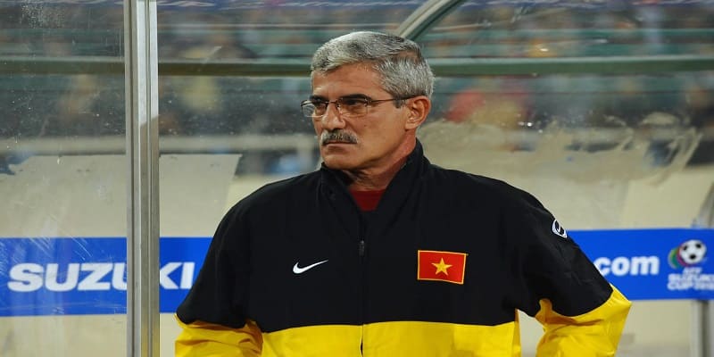 Huấn luyện viên bóng đá Việt Nam - Henrique Calisto Huấn luyện viên bóng đá Việt Nam - Henrique Calisto