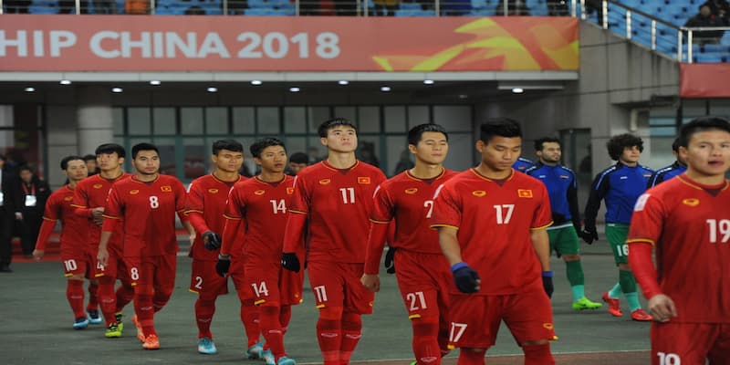 Xác định bình quân mức lương cầu thủ Việt Nam